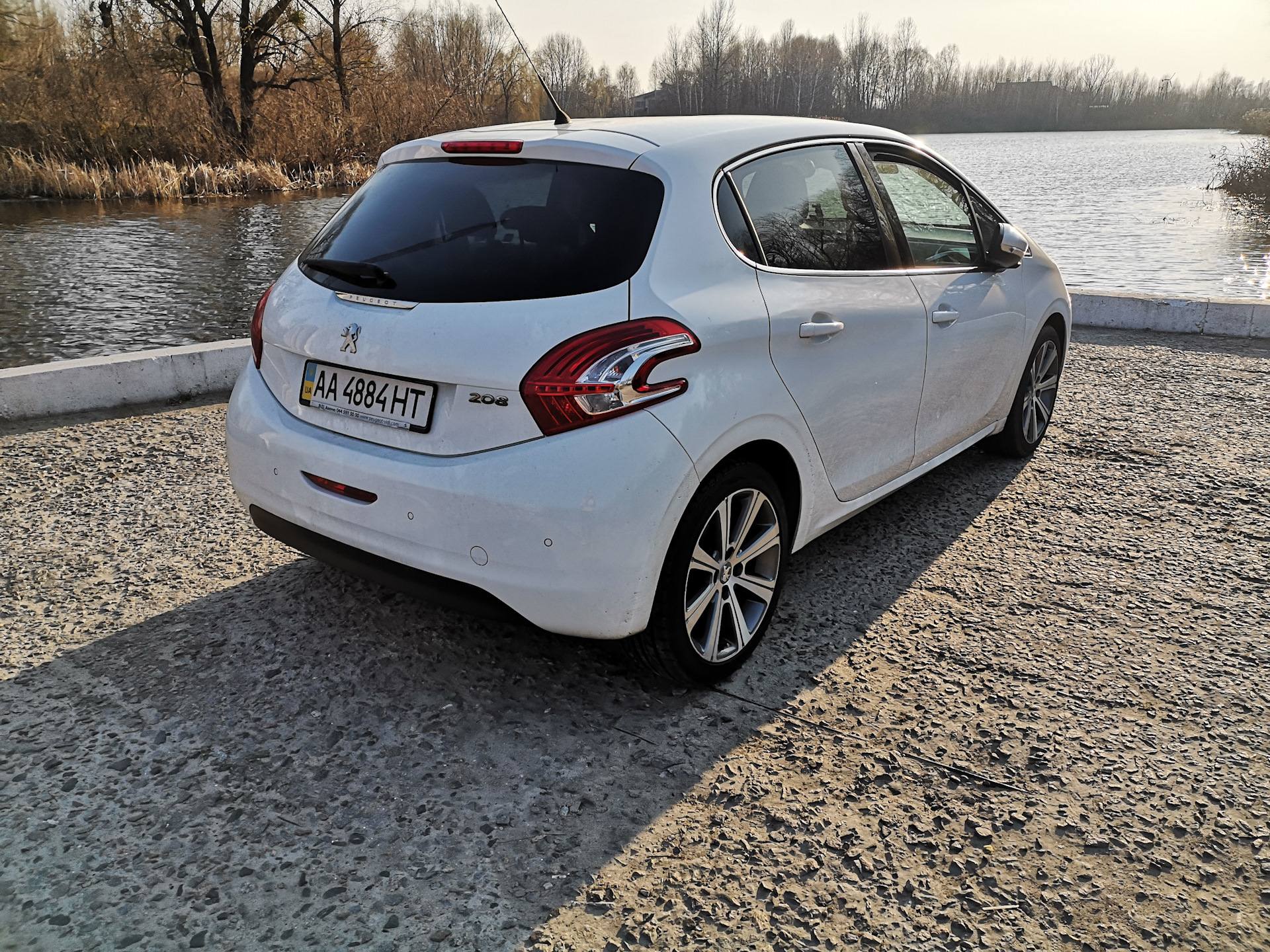 Переход на R17 — Peugeot 208 (1G), 1,6 л, 2013 года | колёсные диски |  DRIVE2