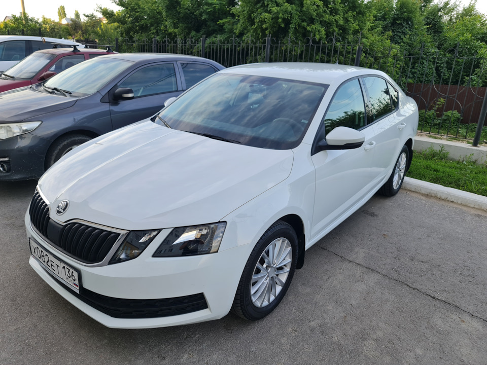 Сделал керамику и заклеил плёнкой — Skoda Octavia A7 Mk3, 1,4 л, 2018 ...