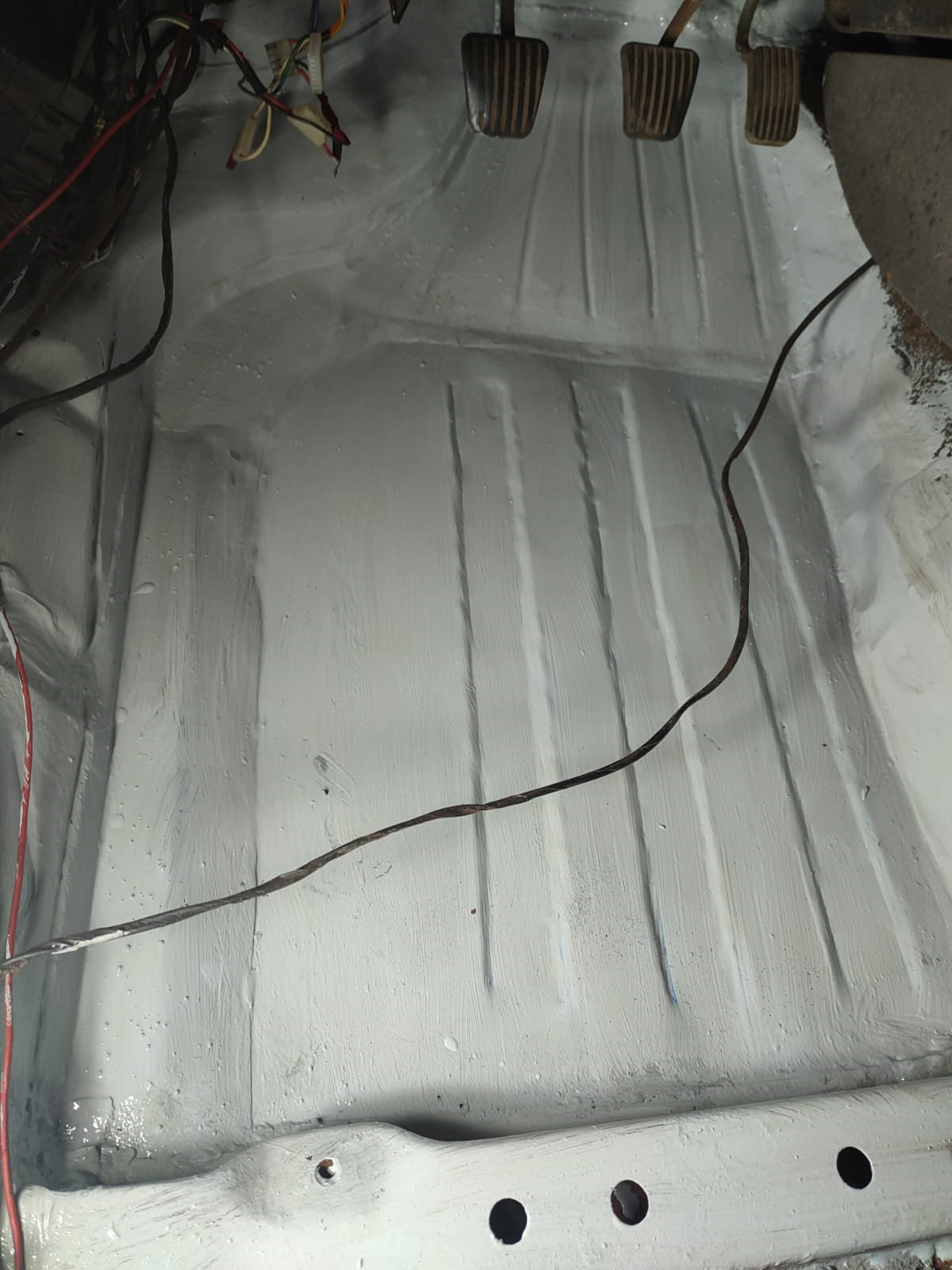 Сварочные работы закончены. Сколько стоит поварить кузов 36-летнего ...