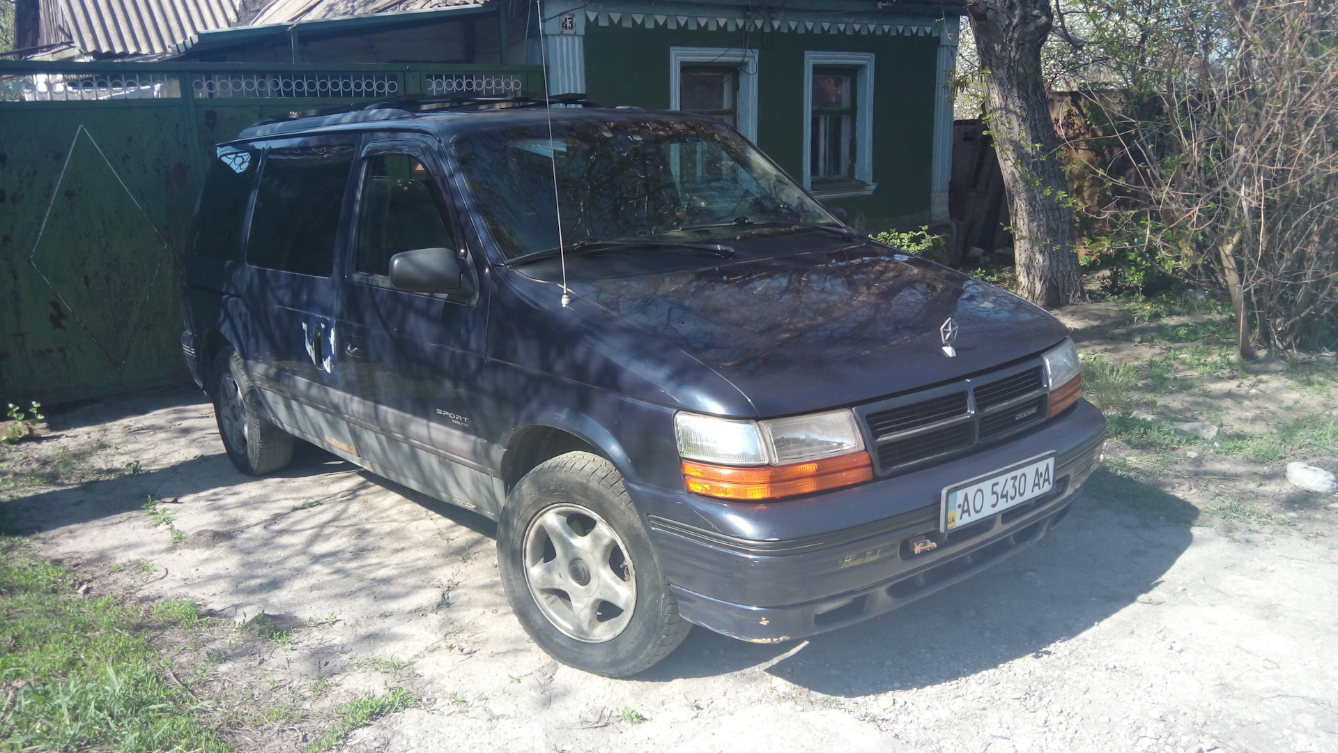 Продажа Dodge Caravan II 1994 (бензин, АКПП) — с историей обслуживания —  DRIVE2.RU