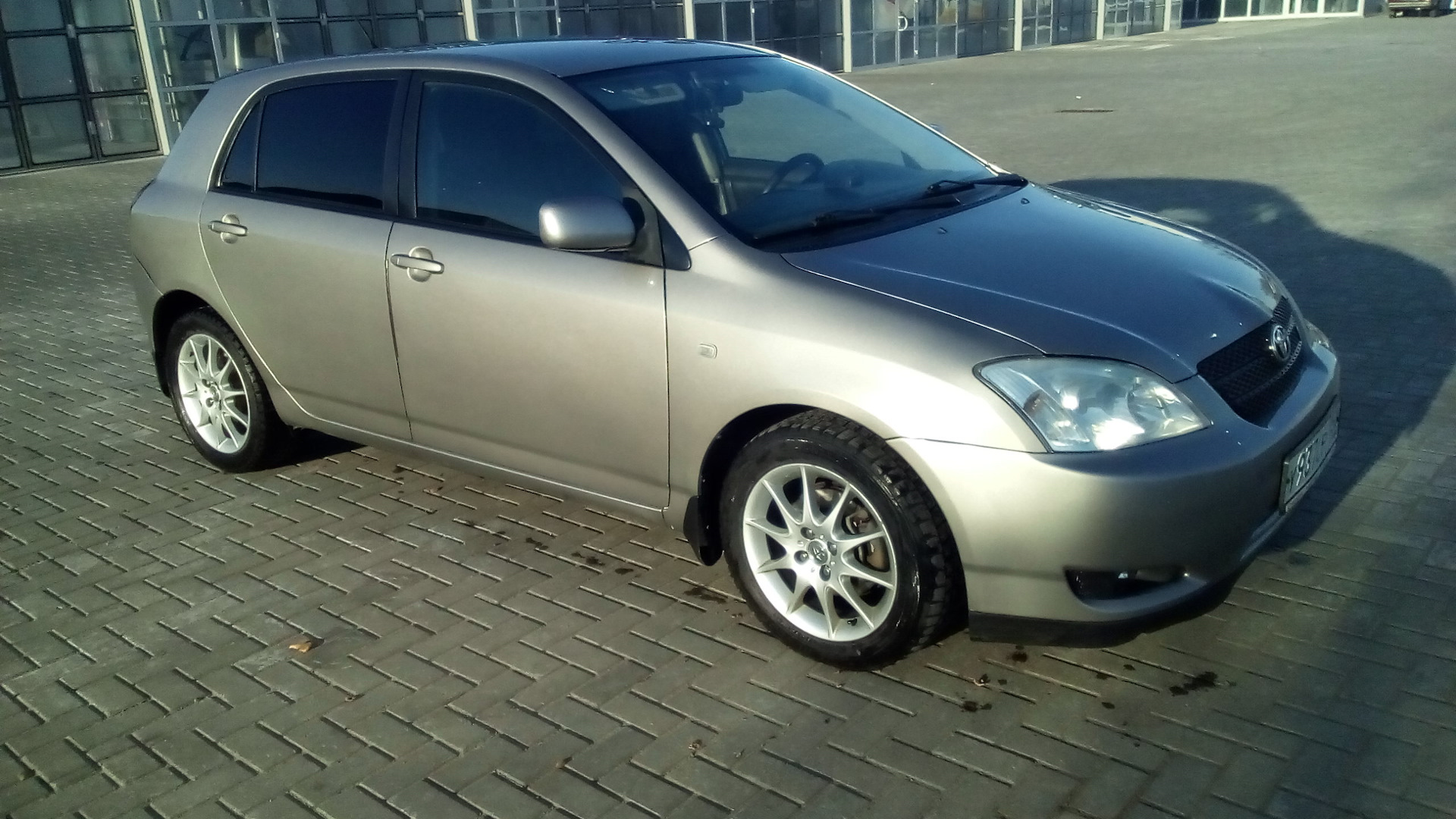 Toyota Corolla 120 1.8. Распальцовка колес Тойота Королла 120 кузов. На тойоту короллу 120 колеса размер лето. Как надо спортивный машину таёта Карола 120.