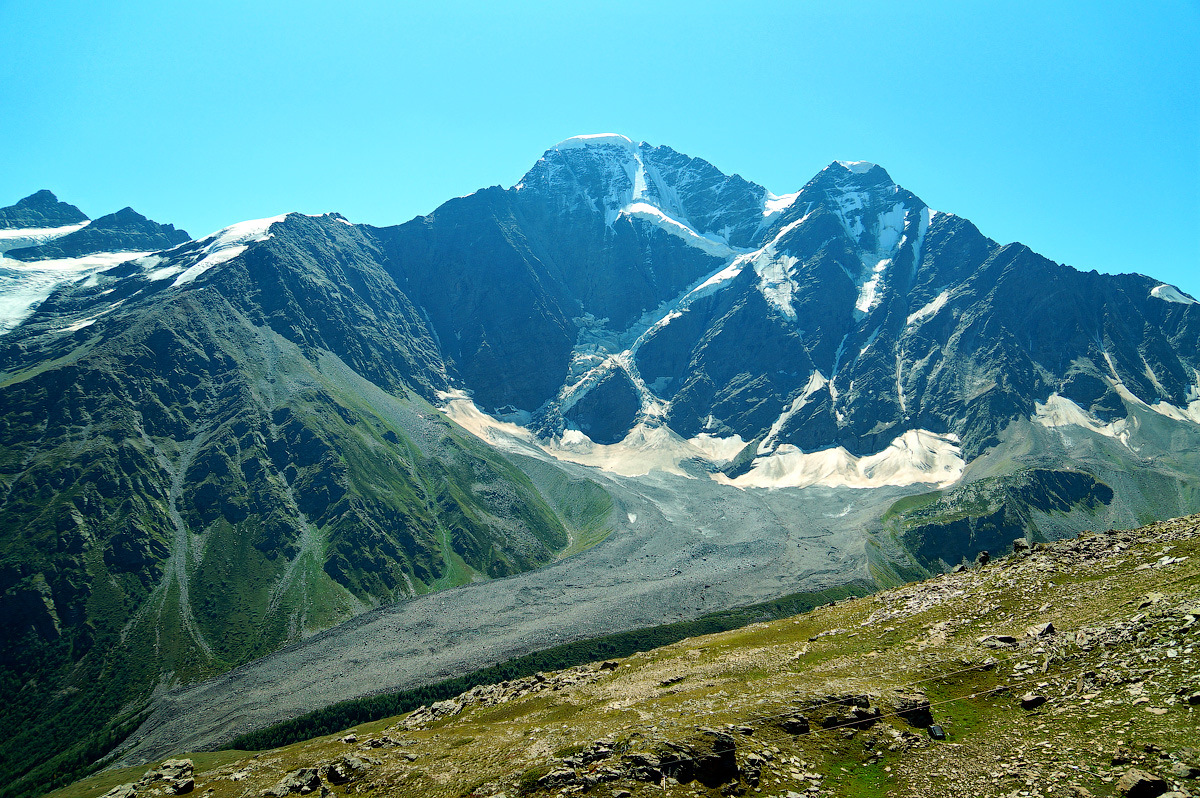 Эльбрус в августе фото