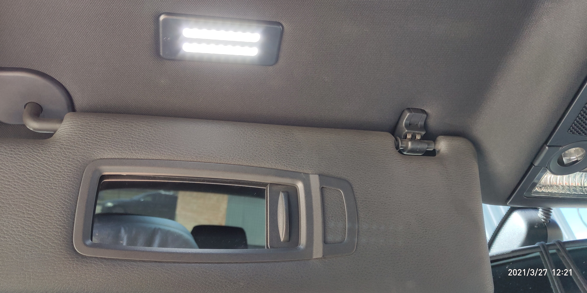 Лед в подсветку зеркала — BMW X5 (E70), 3 л, 2008 года | электроника ...