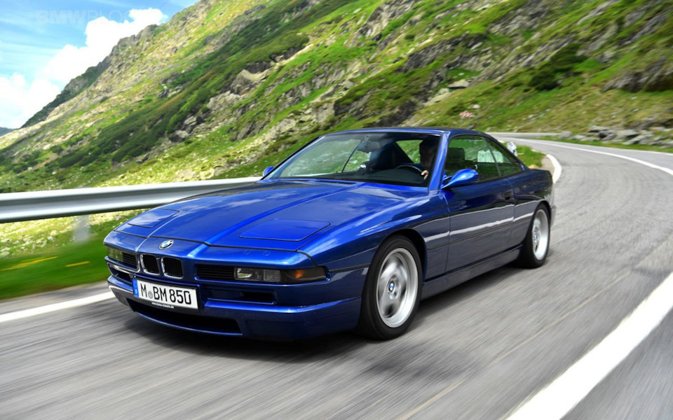 BMW 850 акула