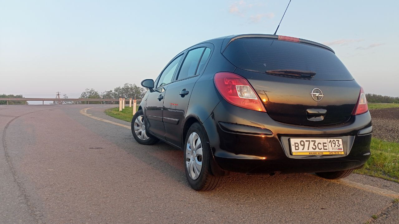 Opel Corsa D 1.4 бензиновый 2006 | фрауляйн на вписке на DRIVE2