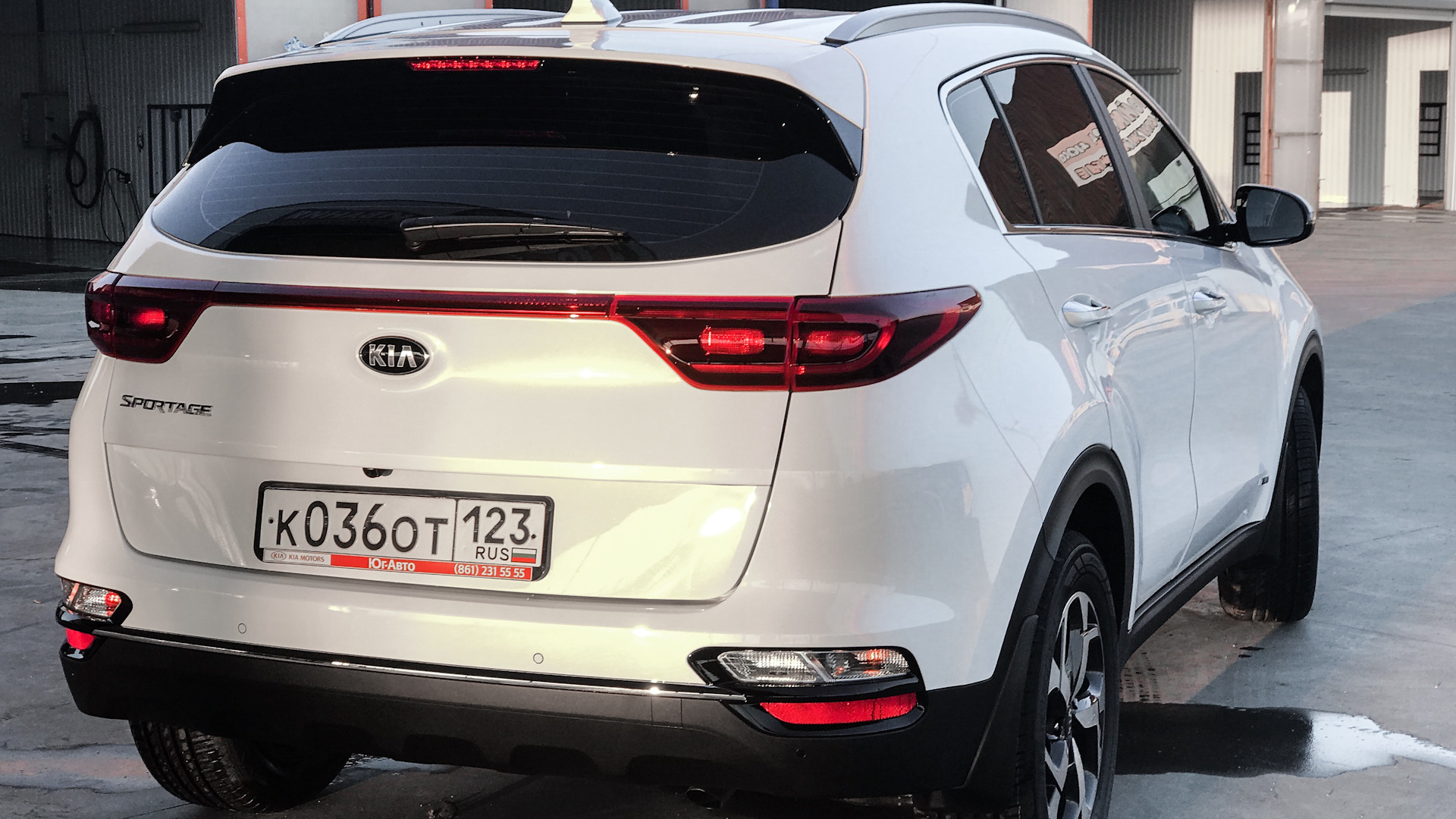 Deluxe white. Kia Sportage 2020 белый. Киа Спортейдж Deluxe White. Kia Sportage 2020 Deluxe White. Kia Sportage 2019 Deluxe White.