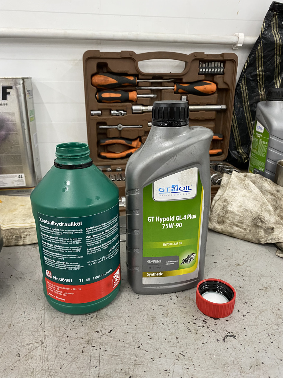 #4 Замена масла в дсг — Skoda Rapid (1G), 1,4 л, 2016 года | визит на ...