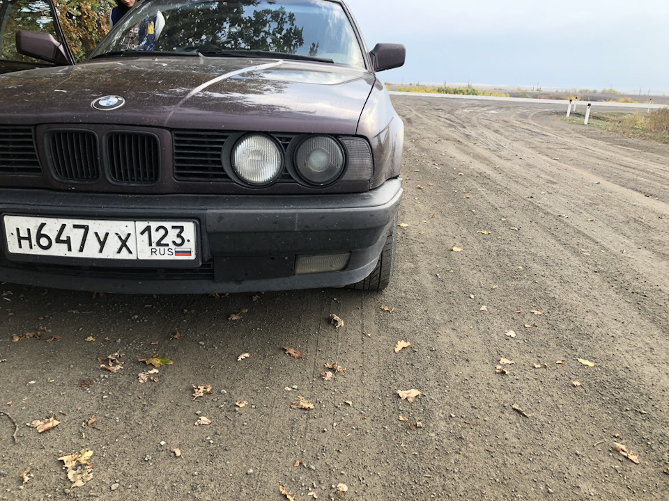 Замена, стоек, гумилагеров уехал в Волгоград — BMW 5 series (E34), 2,5 ...