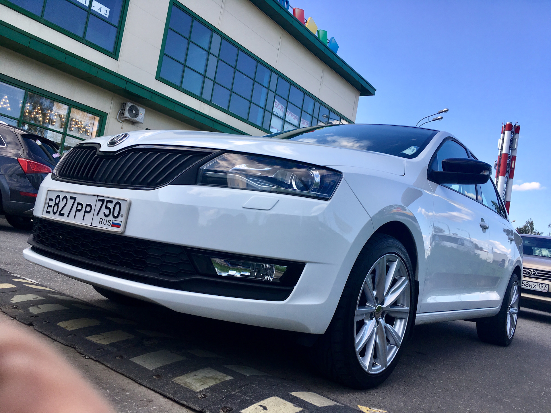 Шкода рапид отзывы. Skoda Rapid Black Edition 2020. Рапид Блэк эдишн 2020. Шкода Рапид Блэк эдишн 2020. Рапид Блэк эдишн 2021.