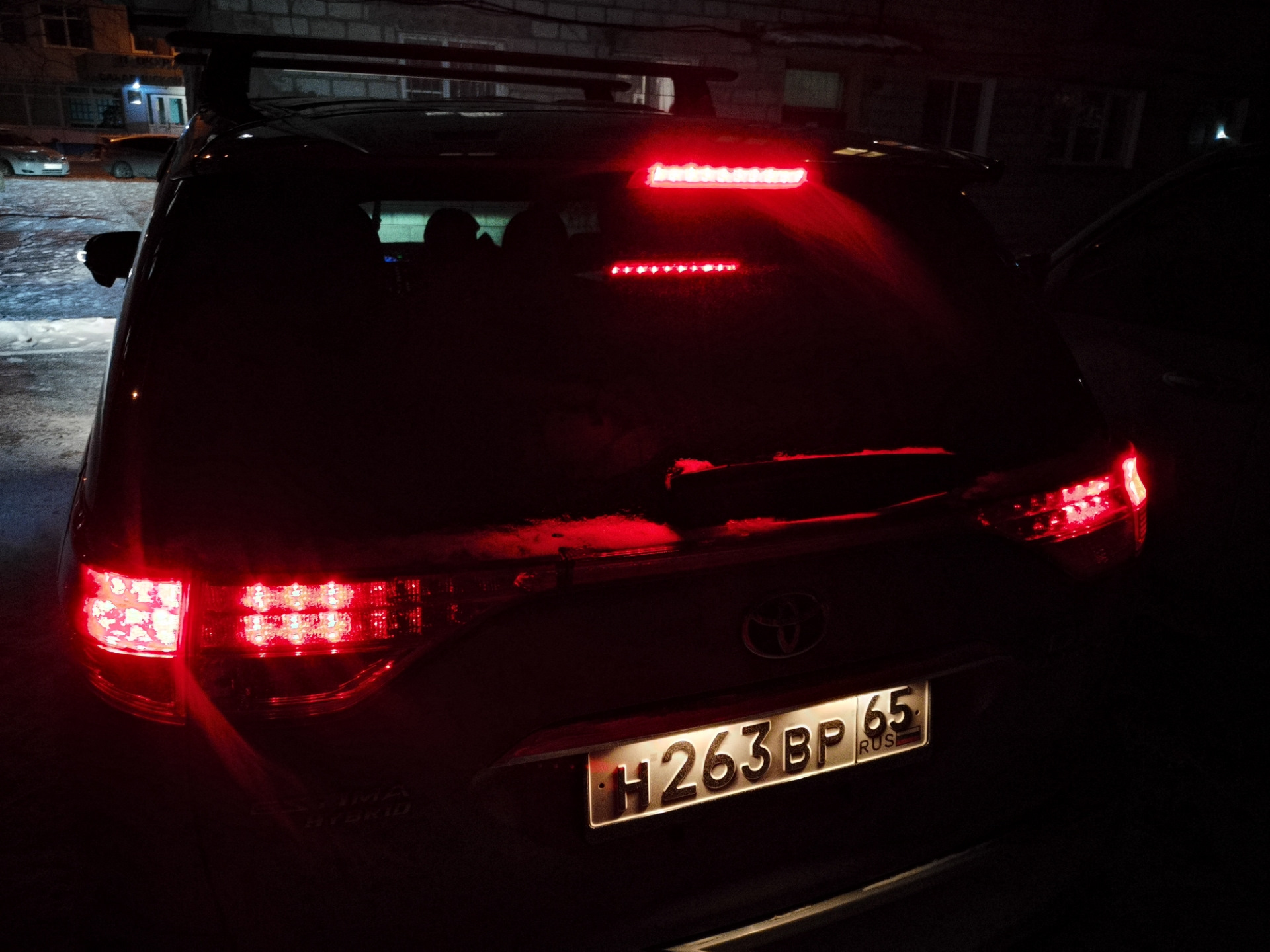 Стоп сигнал в спойлер Valenti — Toyota Estima Hybrid, 2,4 л, 2012 года ...