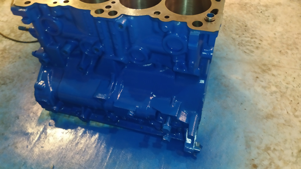 Далее обезжирил поверхность блока и задул в три слоя с периодической сушкой 15-20 минут, получилось неплохо, лучше чем было это точно. — Mitsubishi Galant (6G)