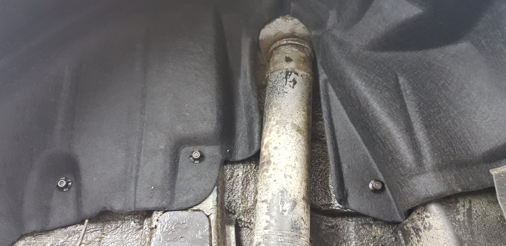 Замена задних подкрылок! — Toyota Corolla (160), 1,6 л, 2014 года ...