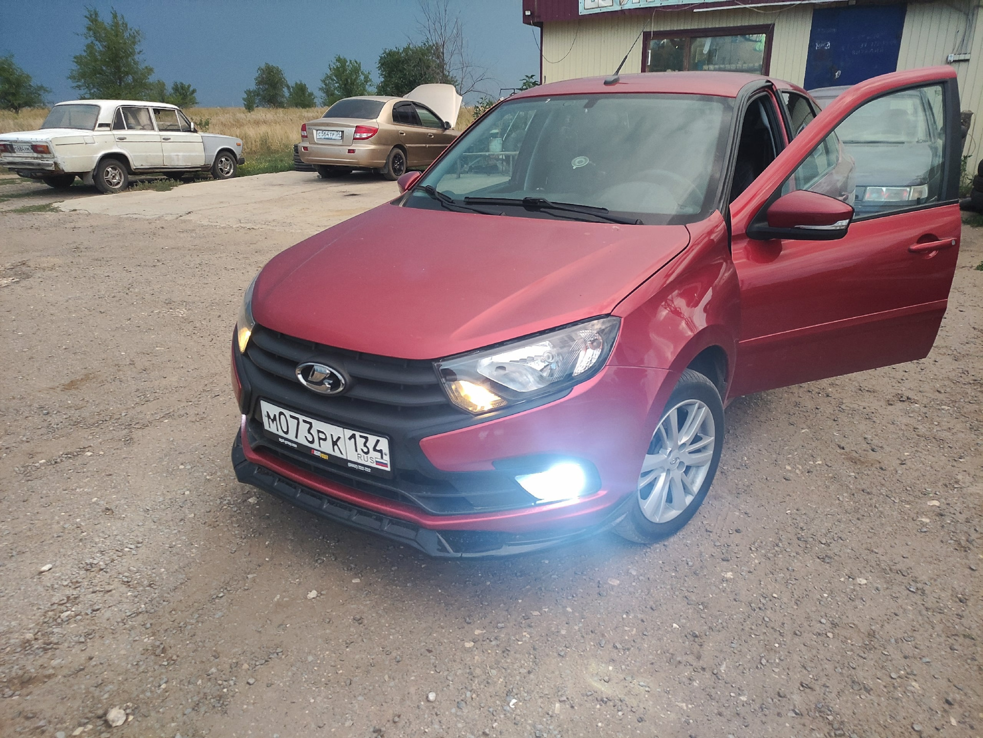 Сплиттер(губа) переднего бампера, противотуманки и антихром — Lada ...
