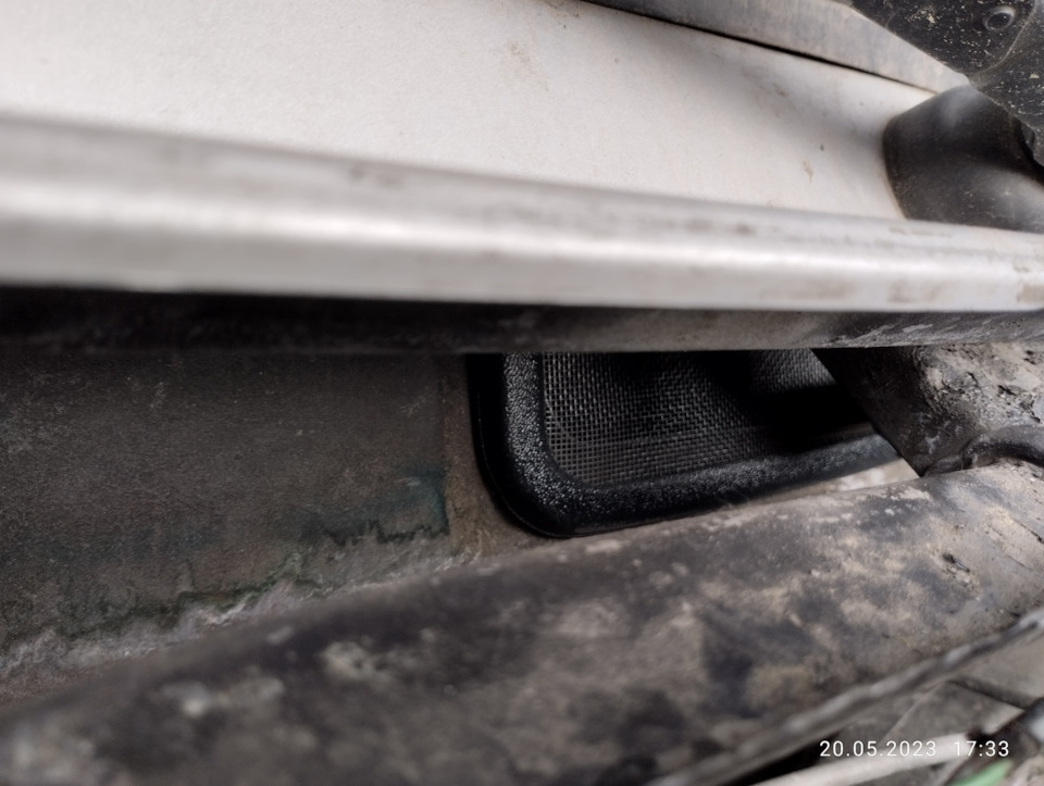 Сетка для защиты моторчика печки — Lada Ларгус, 1,6 л, 2012 года ...