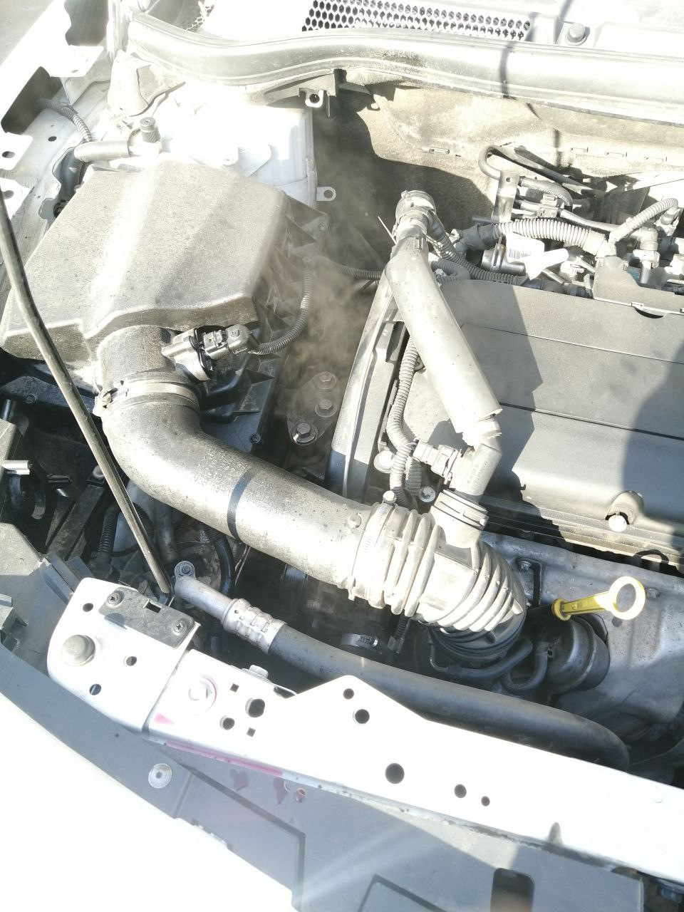 И снова дым из под капота 😁 — Opel Astra J GTC, 1,6 л, 2013 года ...