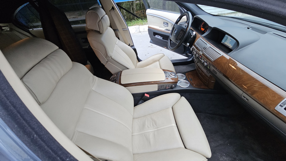Фото в бортжурнале BMW 7 series (E65/E66)
