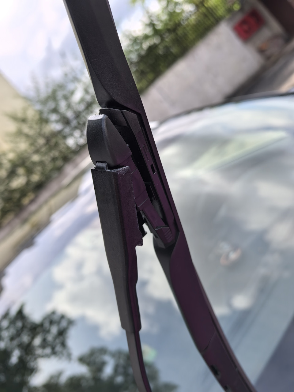 Немного туго одевались на держатель — Ford Mondeo V