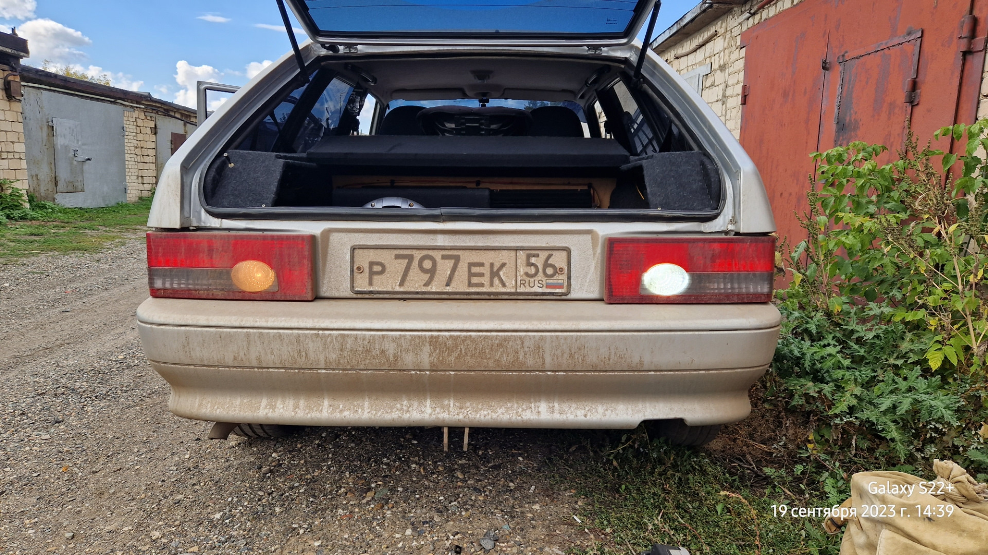 #31 LEDы H1 в задний ход💥 — Lada 2114, 1,6 л, 2008 года | стайлинг | DRIVE2