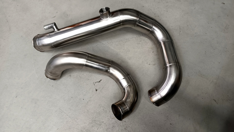 Два новых шикарных пайпа. — Audi 100 (C3)