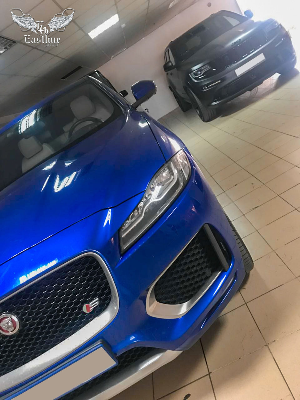 Два Jaguar F-Pace и пара новеньких комплектов ковров для защиты салона. —  Eastline-Garage на DRIVE2