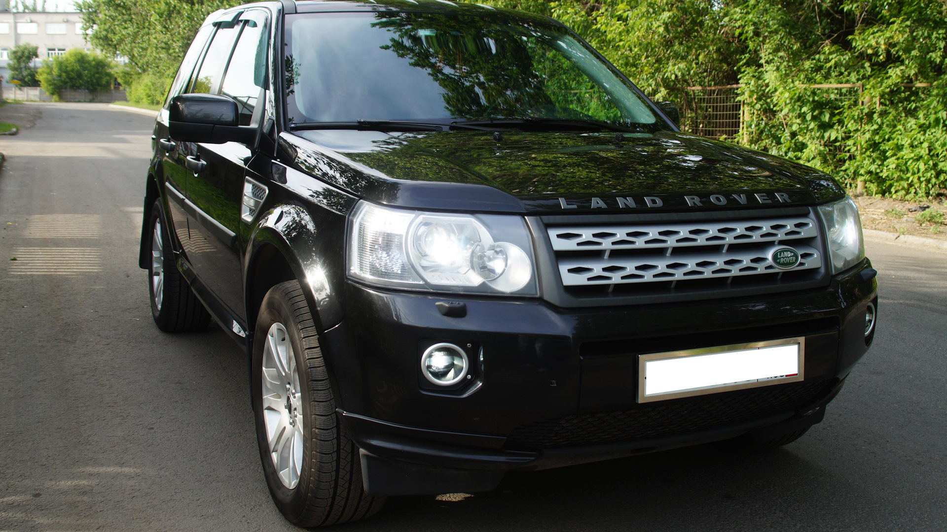 Land rover freelander ii рестайлинг 2. Отзыв ленд ровер фрилендер 2 дизель. Фрилендер 2 черный. Фрилендер 2 дизель. Рендж ровер фрилендер 3.
