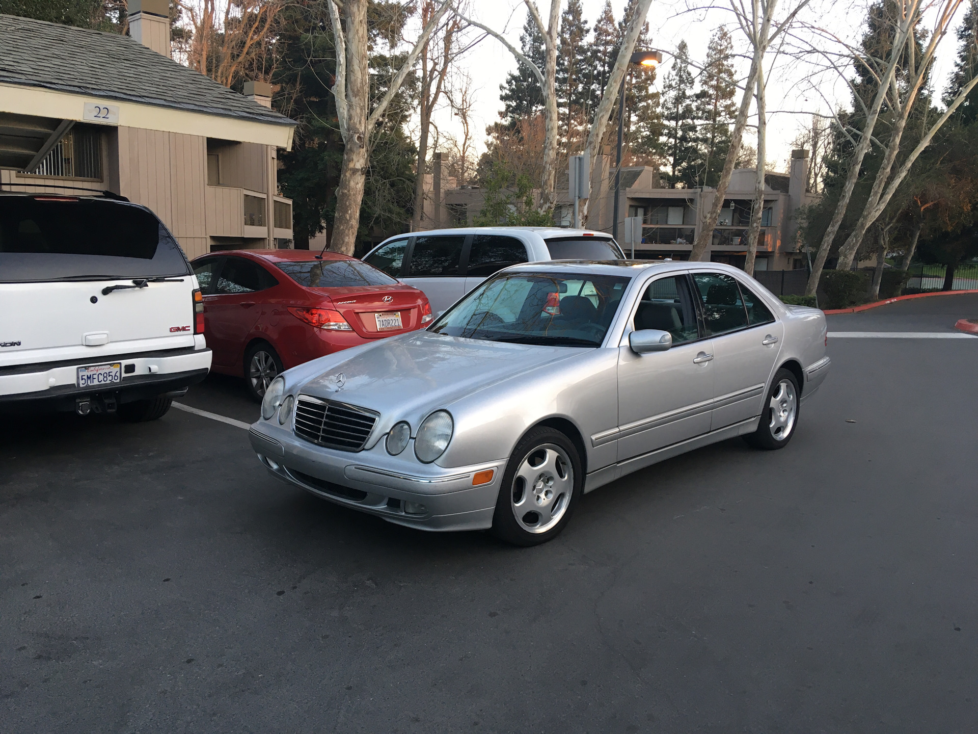 Mercedes Benz w210 e430