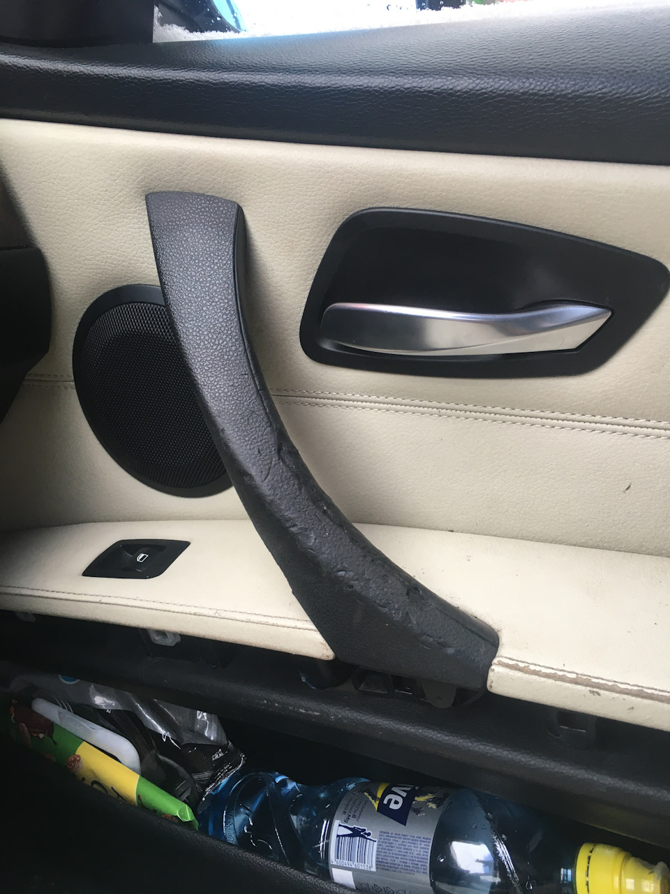 Замена амортизаторов 5-ой двери — Nissan Qashqai (1G), 2 л, 2011 года ...