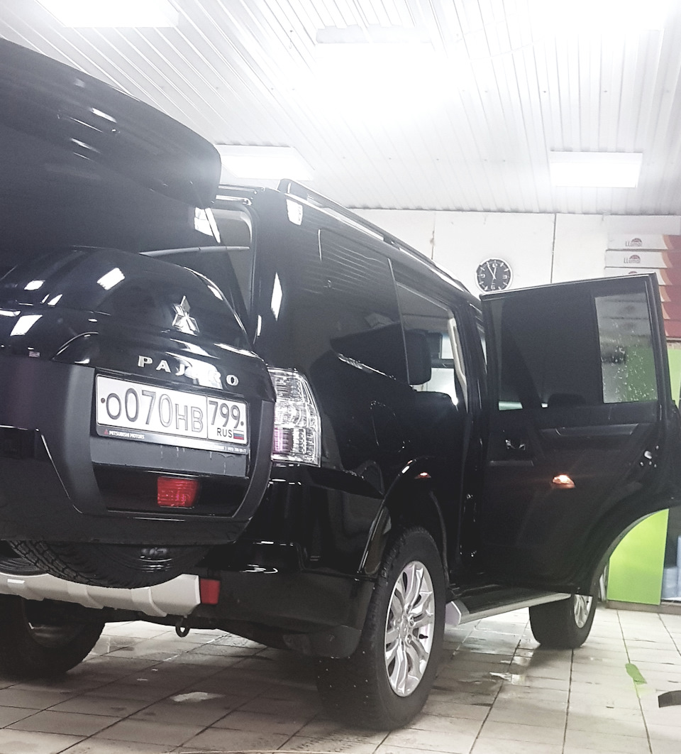 Фото в бортжурнале Mitsubishi Pajero (4G)