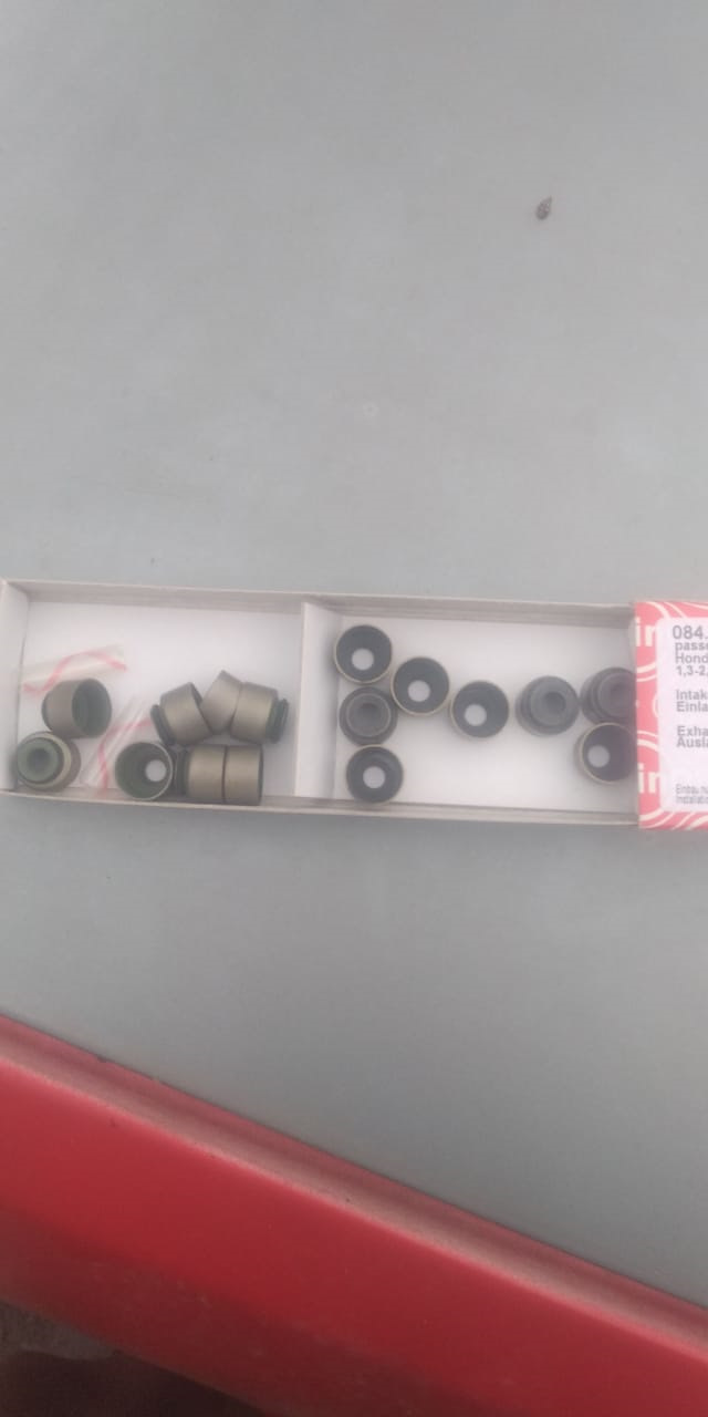 Первая ржавчина — Lada Гранта, 1,6 л, 2013 года | наблюдение | DRIVE2