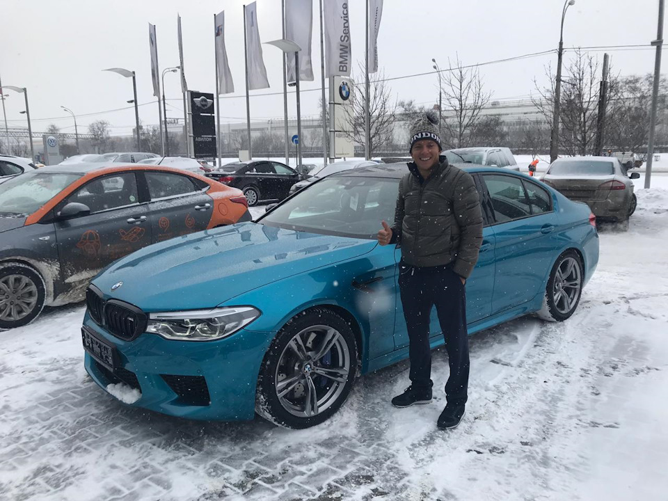 BMW m5 Snapper Rocks Blue