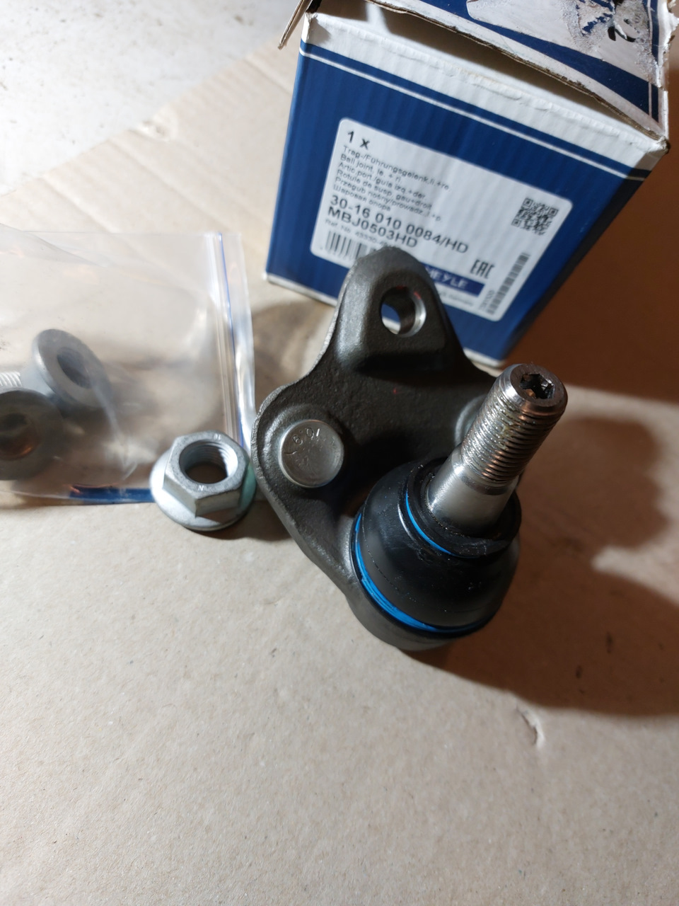 Тот самый HD — 30-16 010 0084/HD — Lexus CT 200h. Запчасти на фото: 30160100084HD