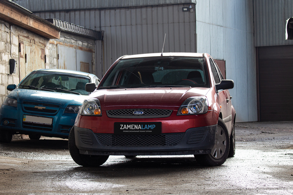 HELLA мне в фары))) — Ford Fiesta (Mk V), 1,4 л, 2007 года | тюнинг ...