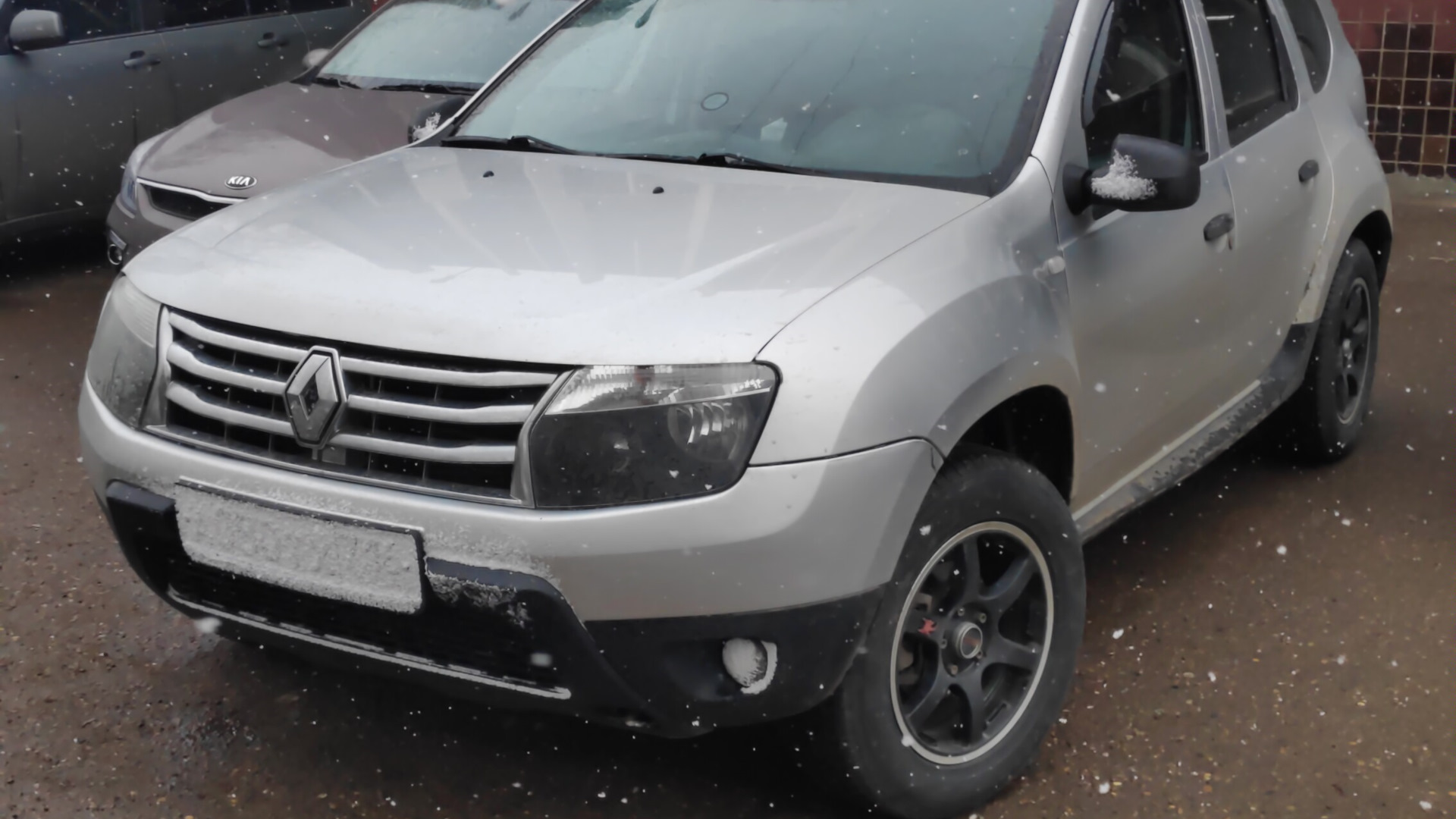 Renault Duster (1G) 1.6 бензиновый 2013 | Французская 