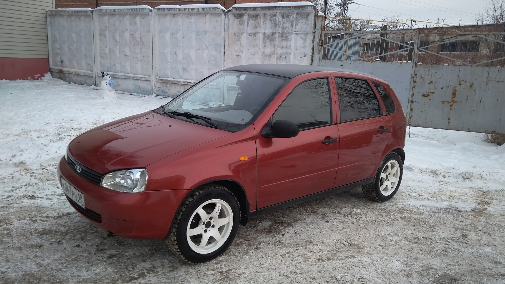 Lada Kalina 2008 красная