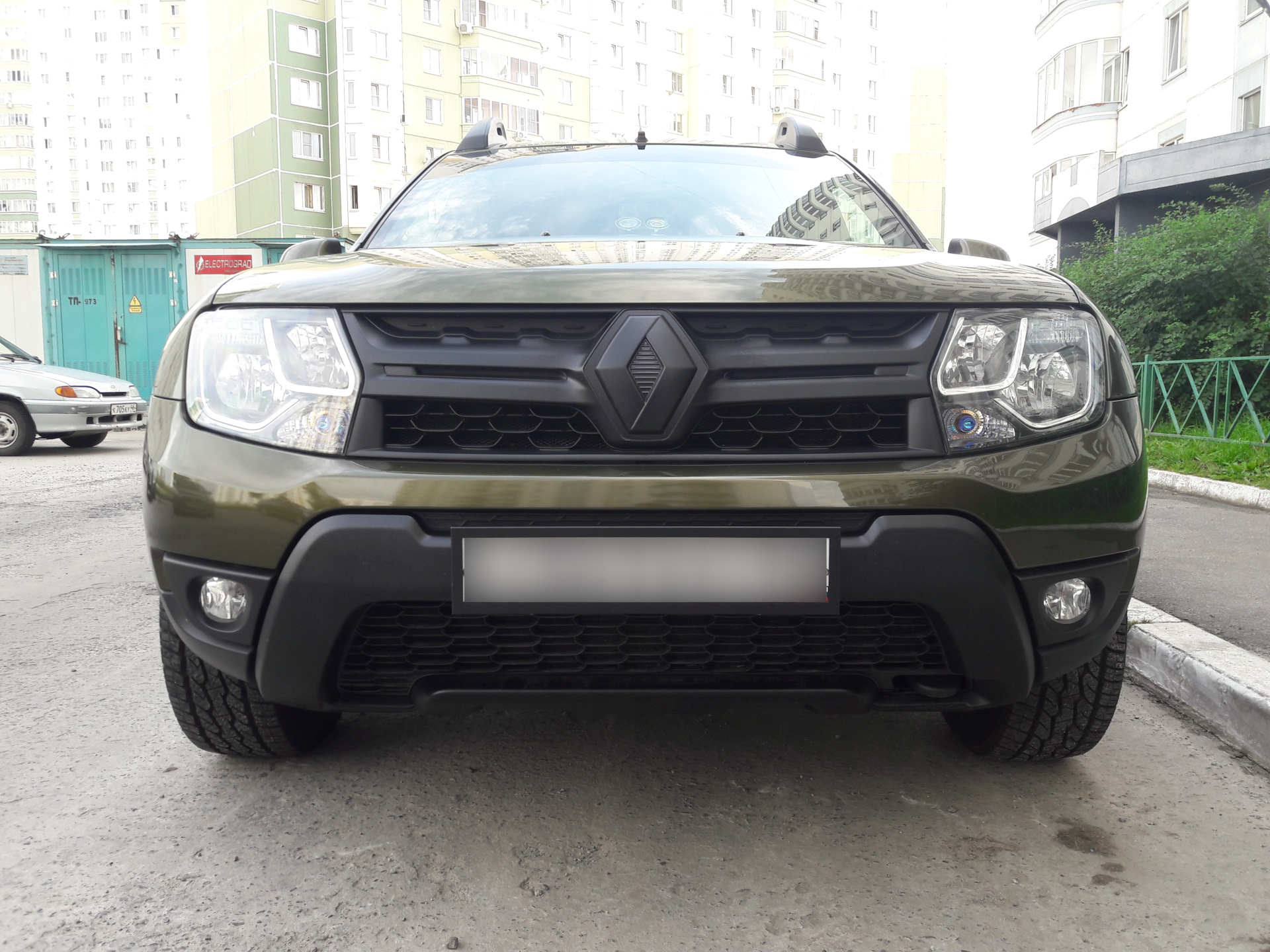 Бампер рено дастер. Duster 2 бампер. Renault Duster накладки бампера в черный цвет. Duster1 Стайлинг накладки 2drive. Стайлинг Рено Дастер.