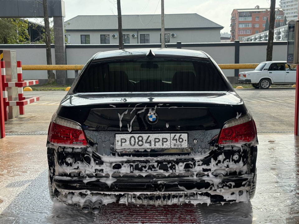 Фото в бортжурнале BMW 5 series (E60)