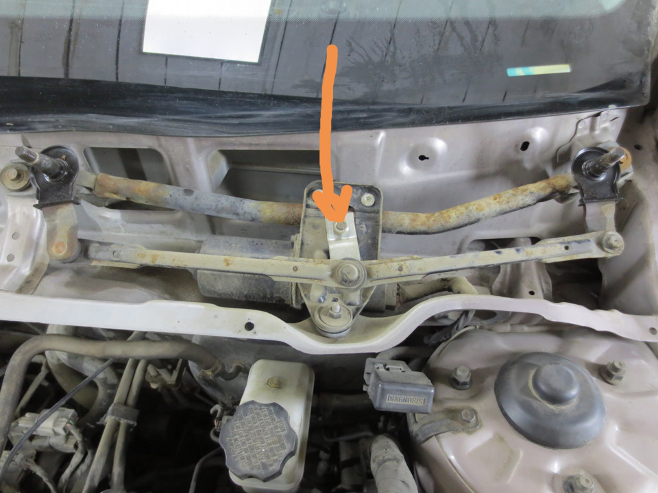 Открутилась, дворники начали проскакивает и останавливаться по середине. — KIA Ceed (1G)