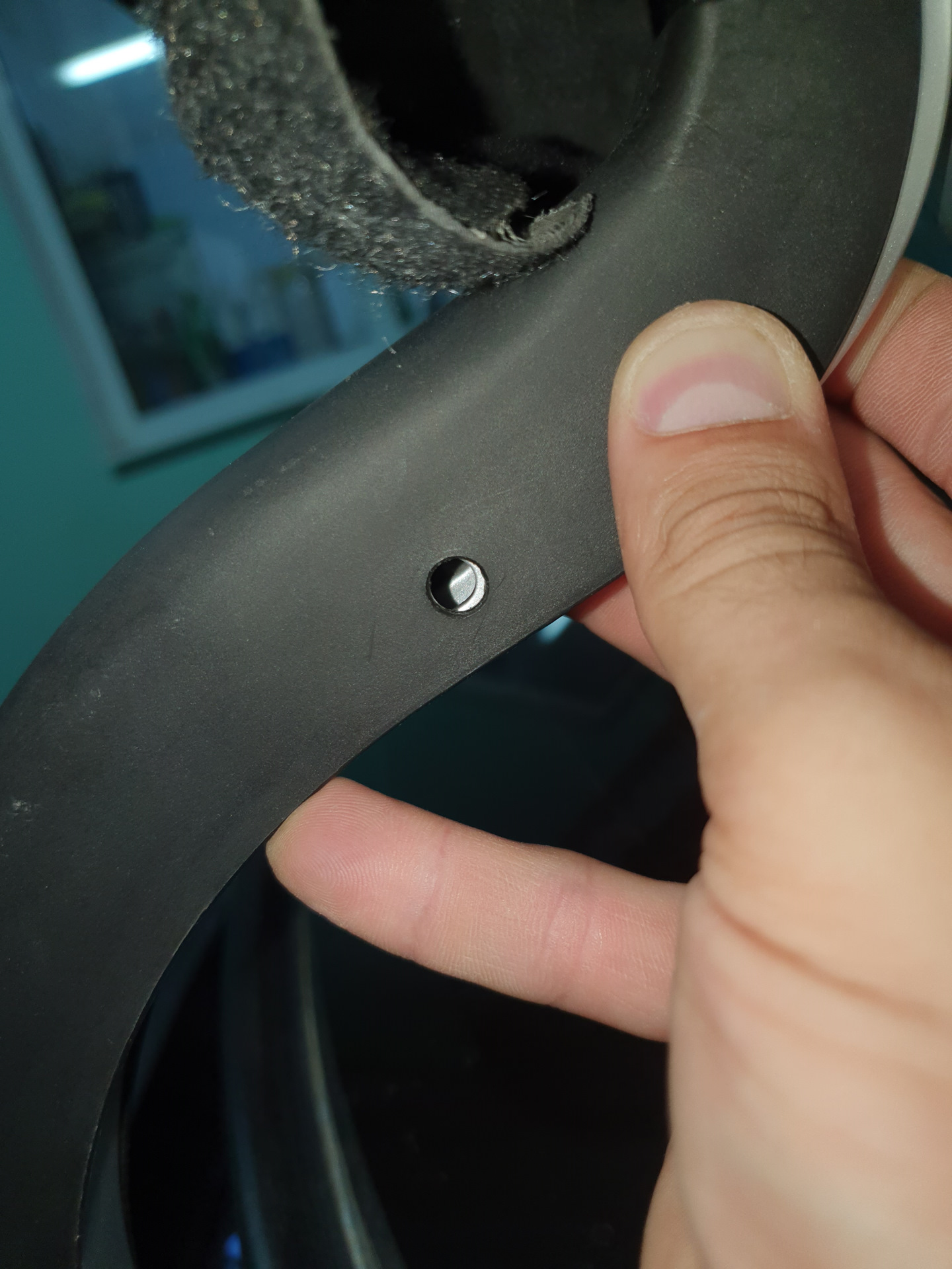 Накладки на петли багажника от Avensis — Toyota Camry (XV40), 2,4 л ...