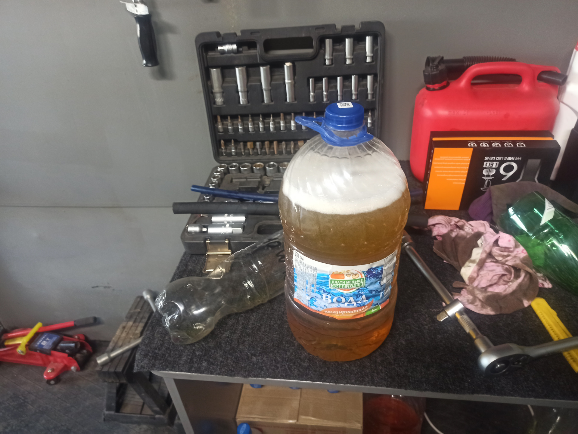 Промывка мотора соляркой — ГАЗ 24, 2,5 л, 1982 года | своими руками ...