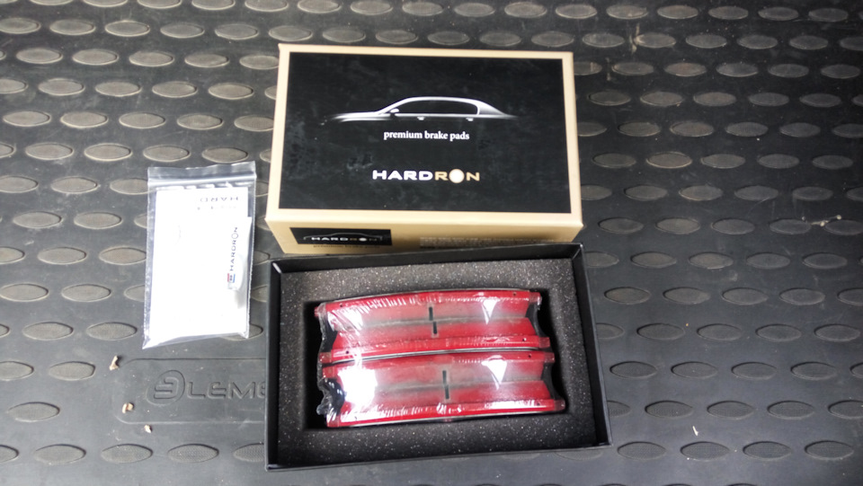 Колодки тормозные Sangsin HP1849 (HARDRON) на KIA Sportage (4G). Б/у ...