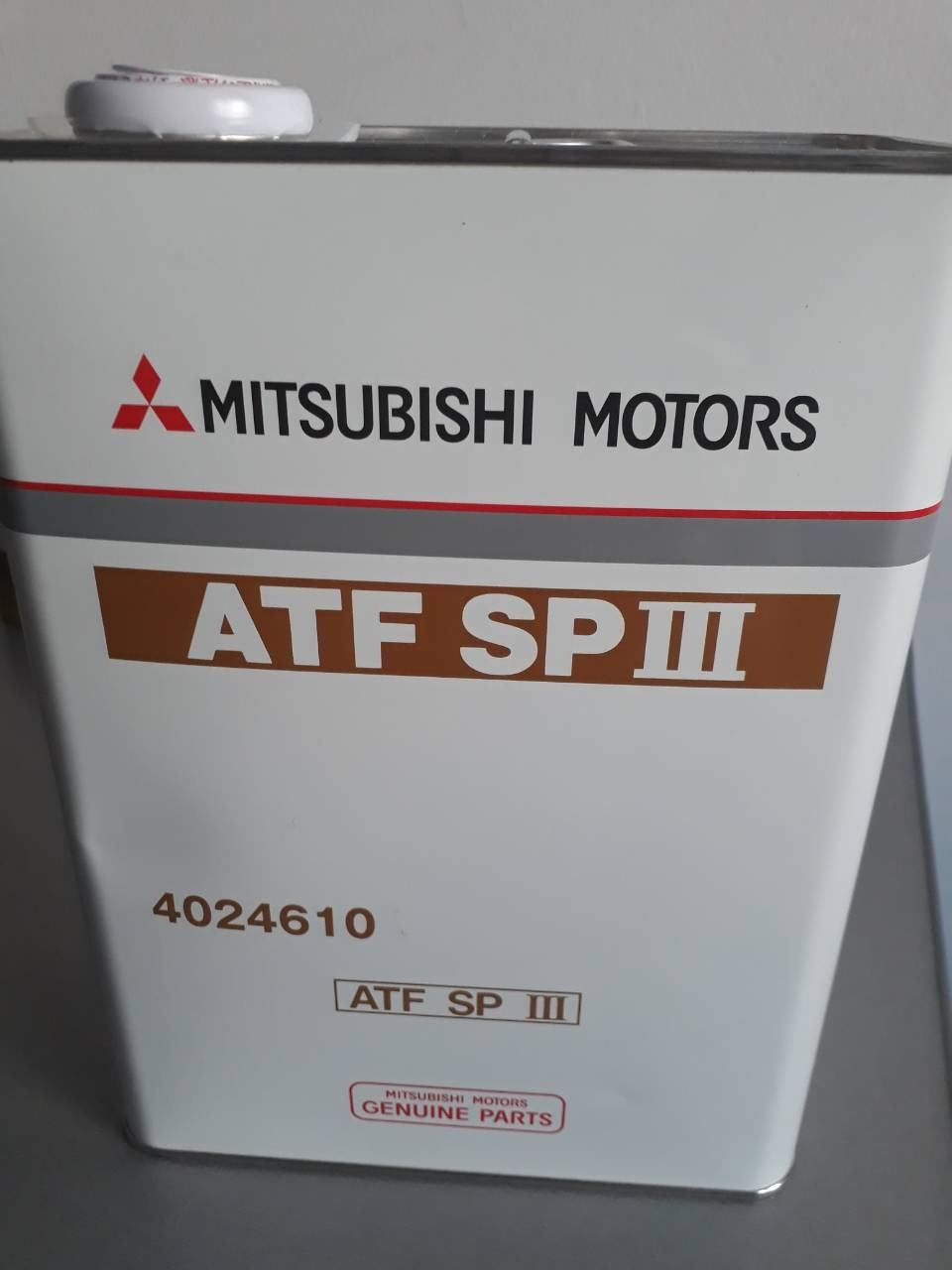 Масло коробки паджеро 4. Dia Queen ATF sp3. Трансмиссионное масло Митсубиси 4024610. ATF SP 3 АКПП Mitsubishi. Масло АКПП Mitsubishi Pajero 4.