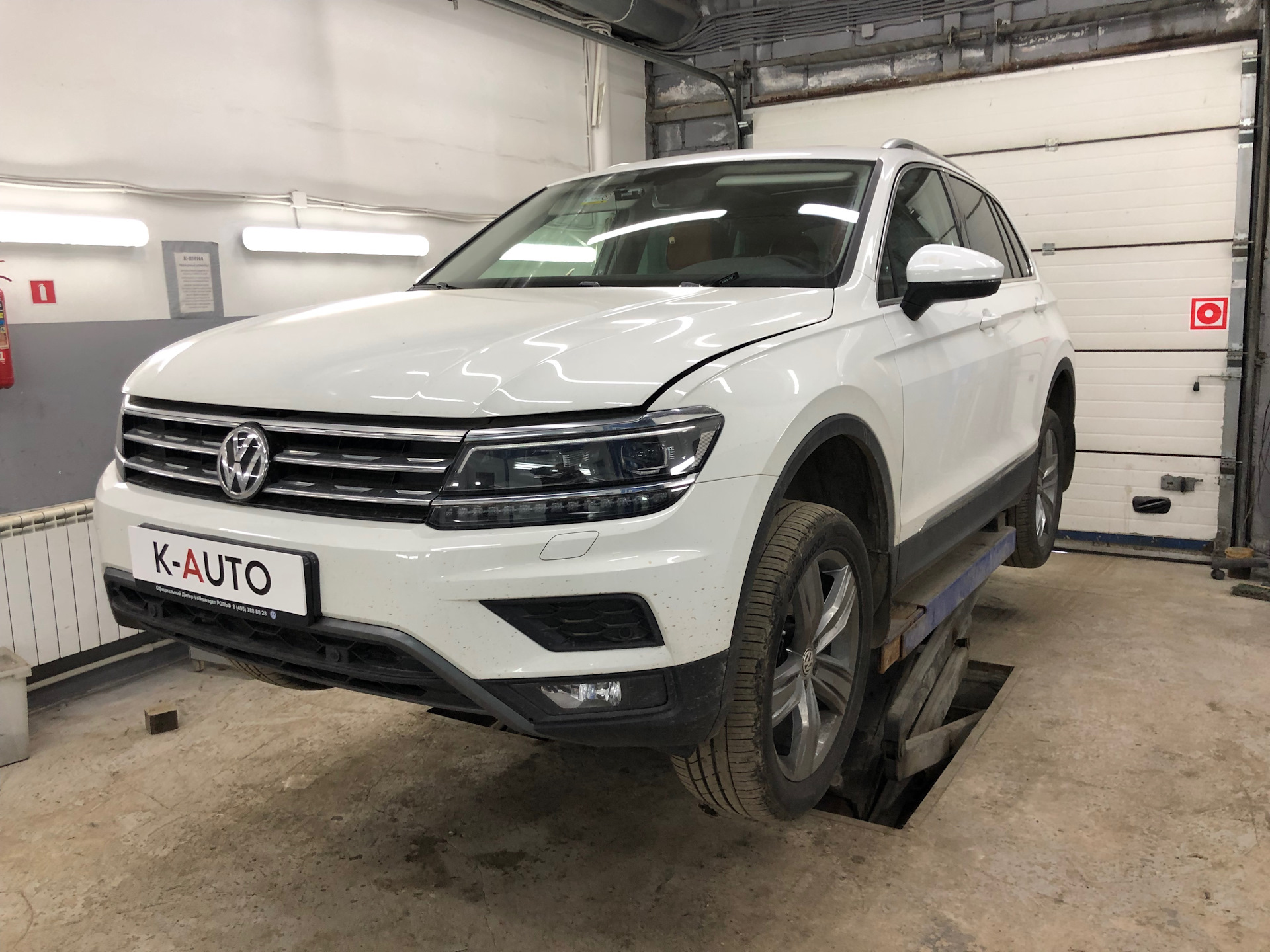 Установка тигуан. Обвес Volkswagen Tiguan r-line. Обвес Volkswagen Tiguan 2. Tiguan 2 обвес r-line. Volkswagen Tiguan 2022 r line обвес.