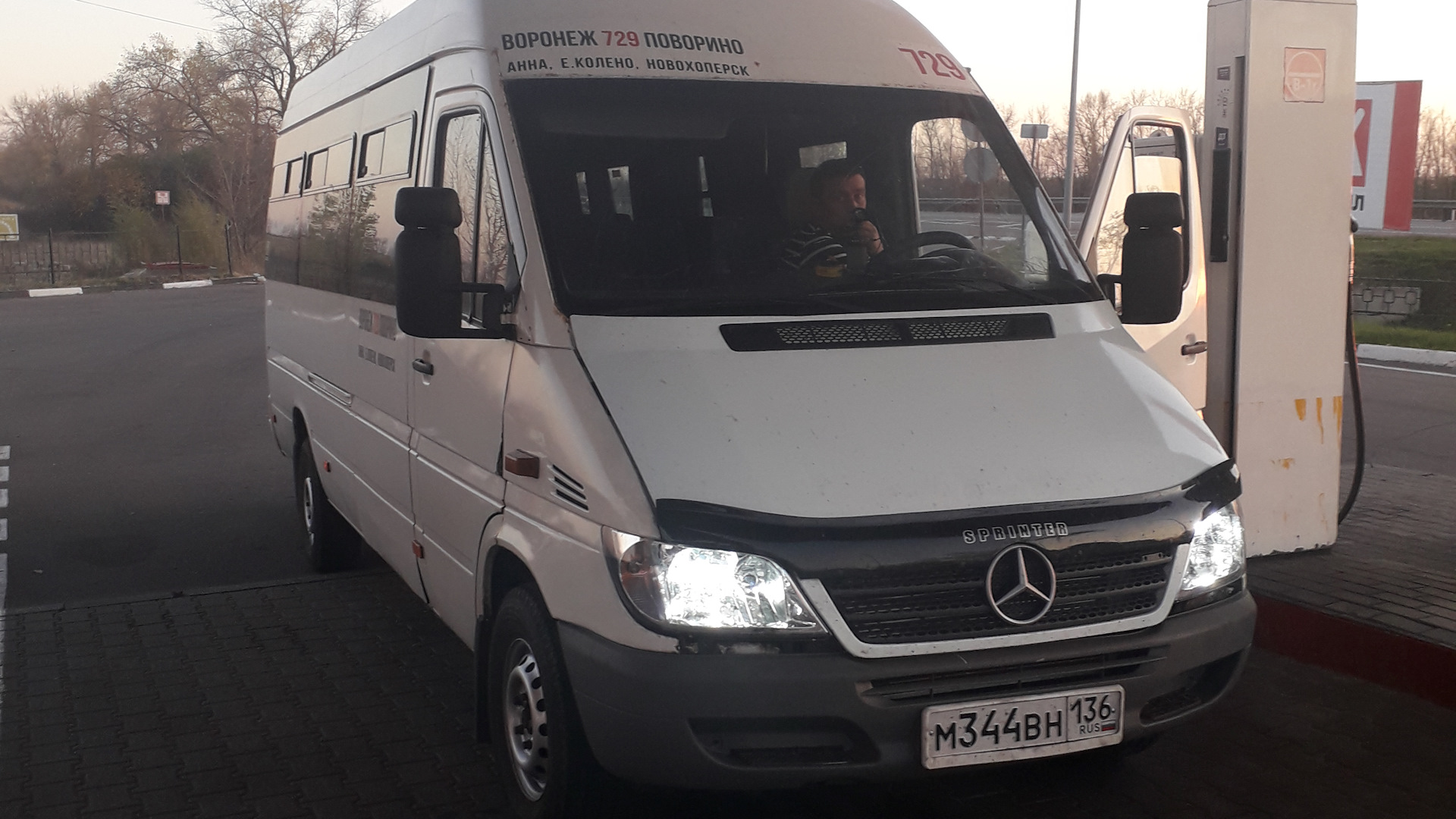 Mercedes-Benz Sprinter (2G) 2.1 дизельный 2006 | 20 мест на DRIVE2