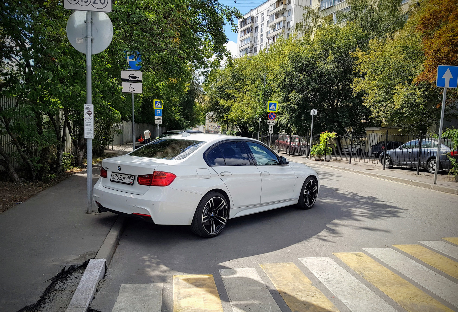 4 5 19 30. 437 Стиль BMW f10. BMW f30 437 Style. 437 Стиль BMW f30. BMW 437 Style r19.