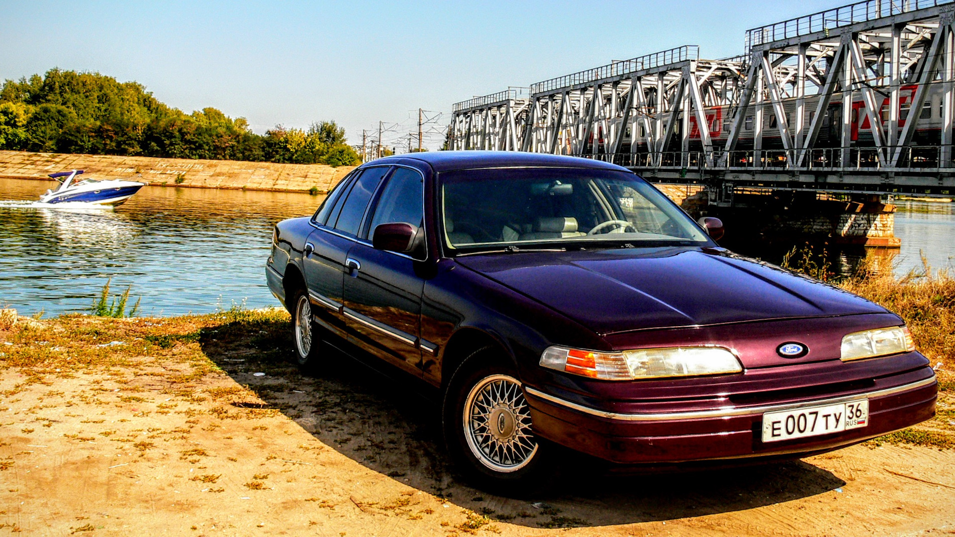 Ford Crown Victoria 4.6 бензиновый 1992 | LX на DRIVE2