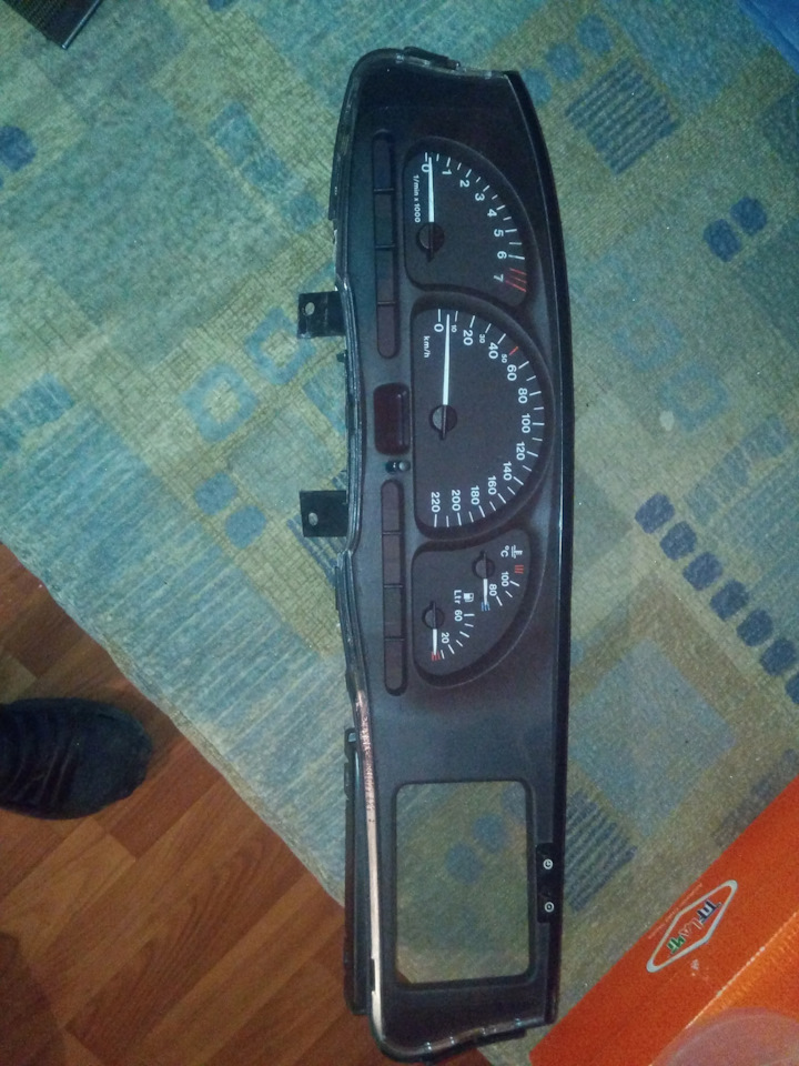 панель приборов опель вектра б на Opel Vectra B. Б/у | 1 700 ₽ в городе ...
