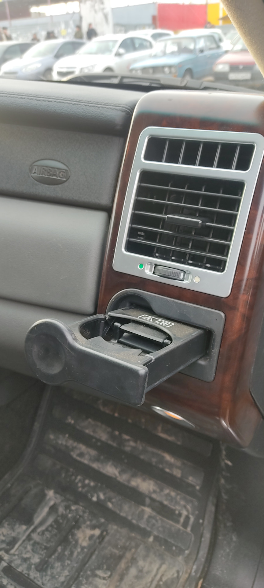 Подстаканник. — Land Rover Range Rover (3G), 4,4 л, 2006 года ...