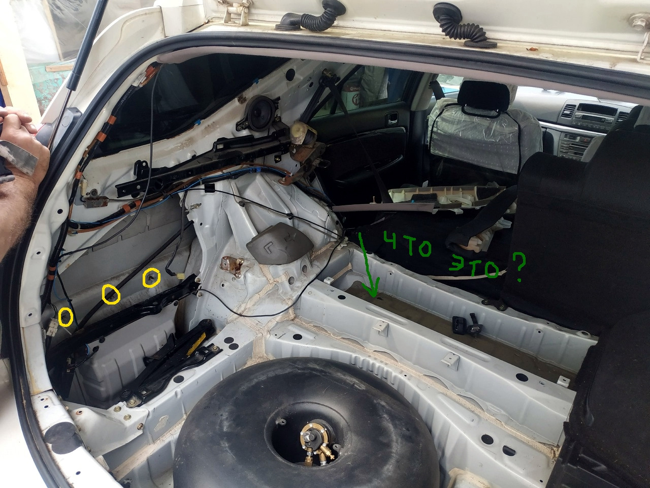 Устранение протечки — Toyota Mark II Blit, 2,5 л, 2003 года | своими ...