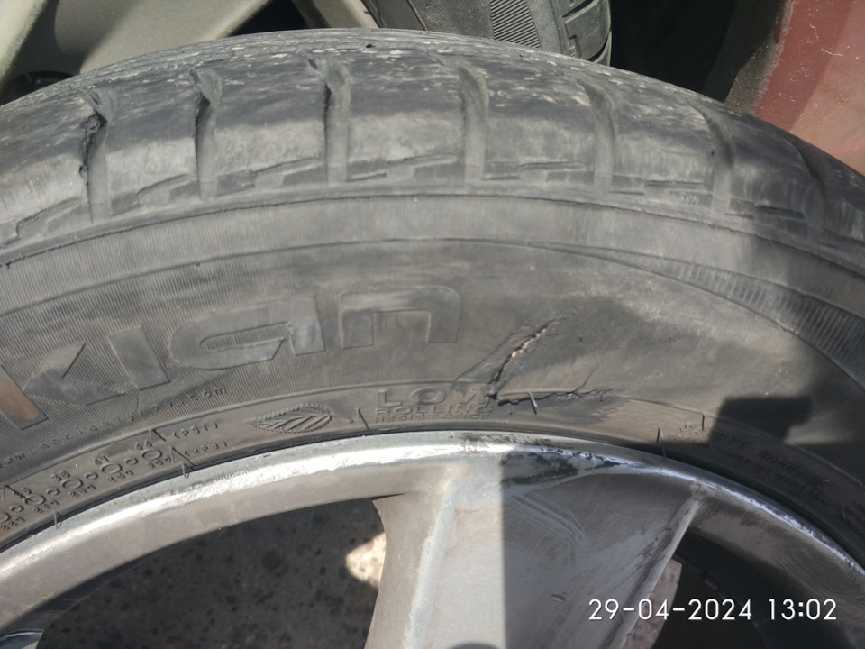 Порвал шину — Mitsubishi Lancer X, 2 л, 2008 года | поломка | DRIVE2