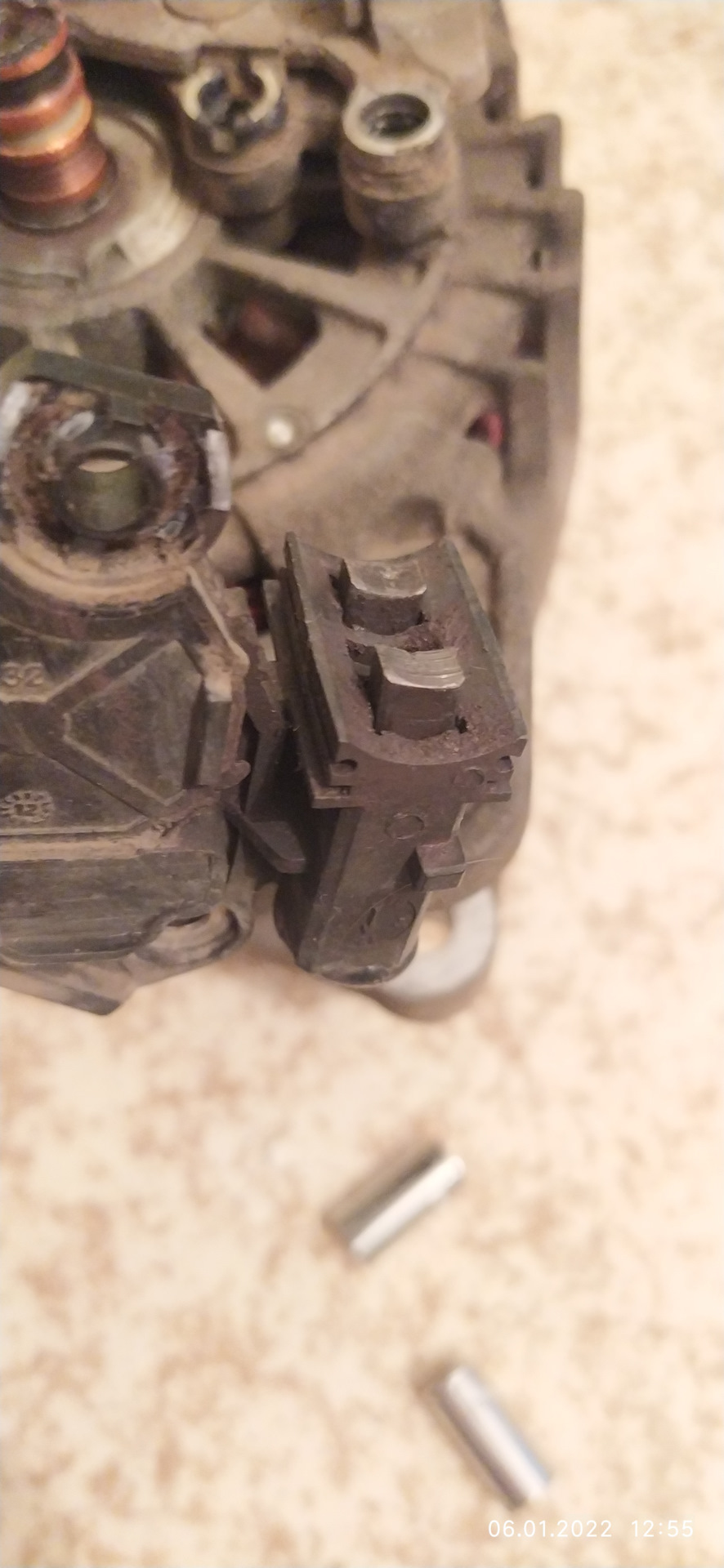 Износ щеток большой, слабо прижимал думаю — Citroen C-Elysee